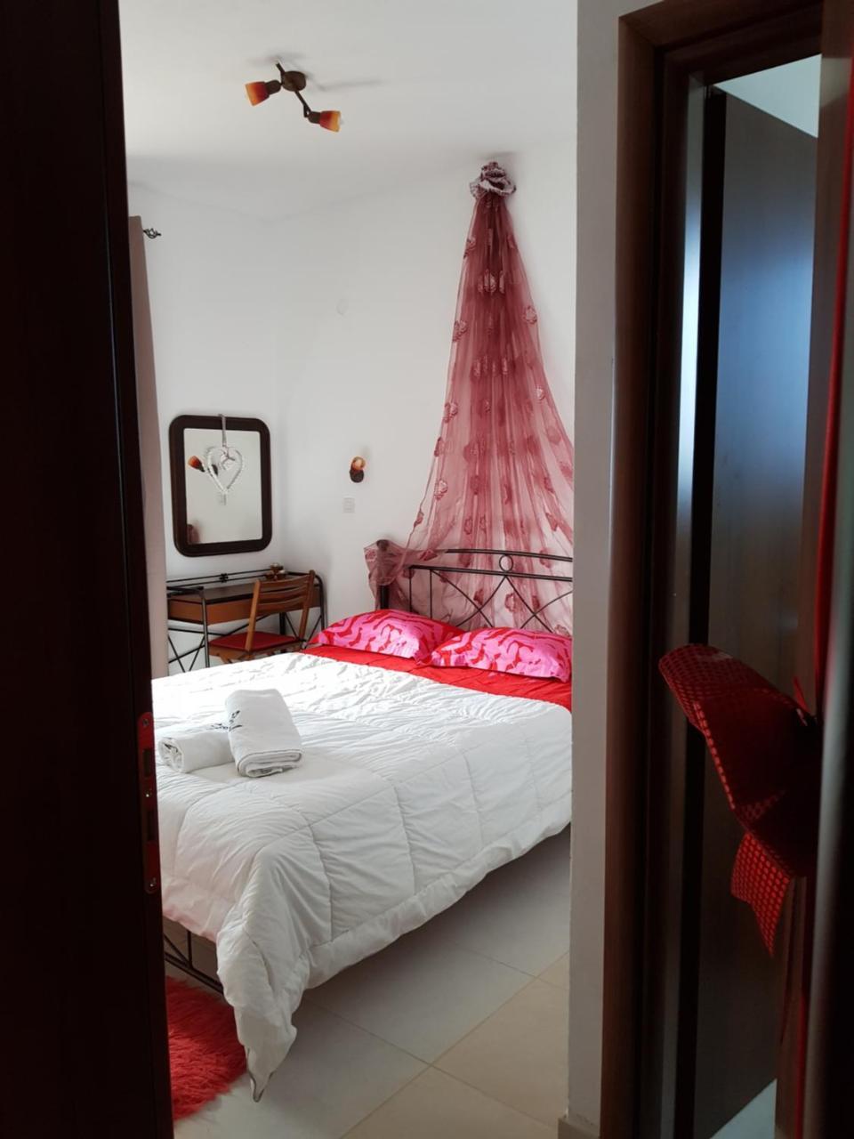 Petra & Elato Art Hotel วัลเตสซินิโก ภายนอก รูปภาพ